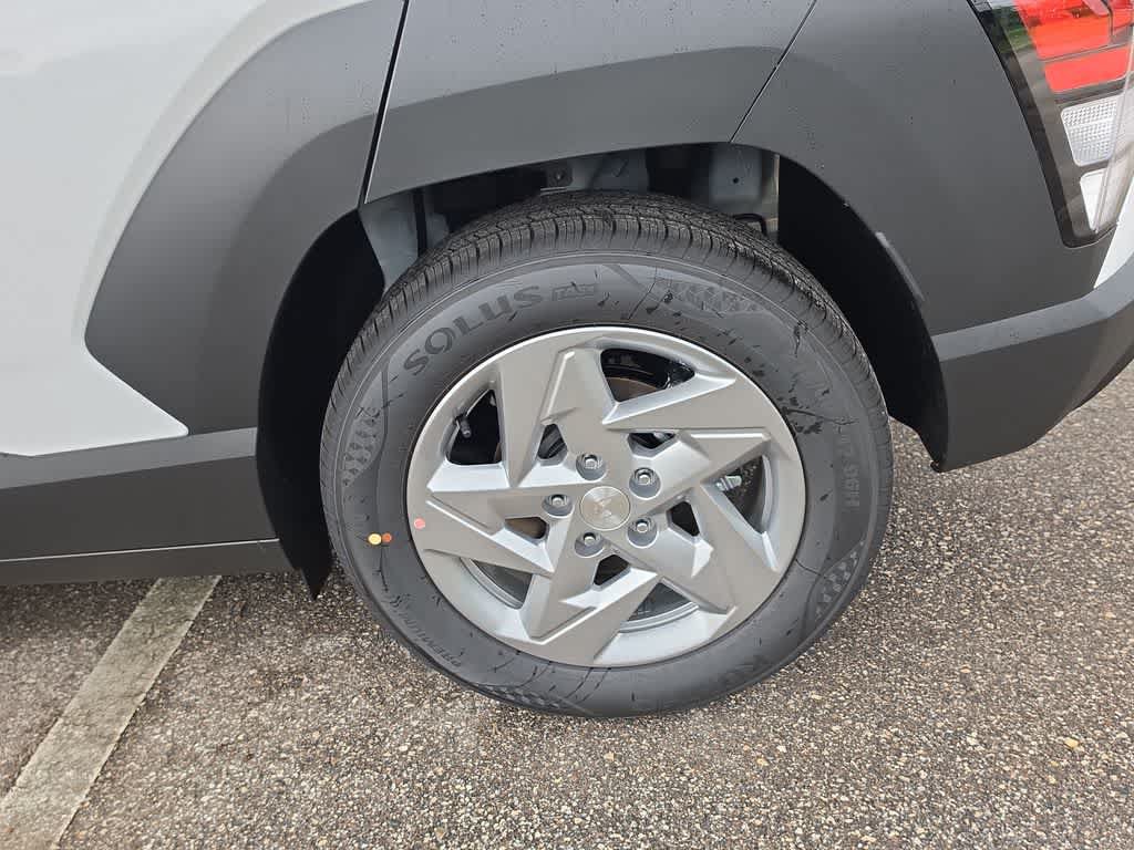 New 2027 Hyundai Kona SE FWD image 14