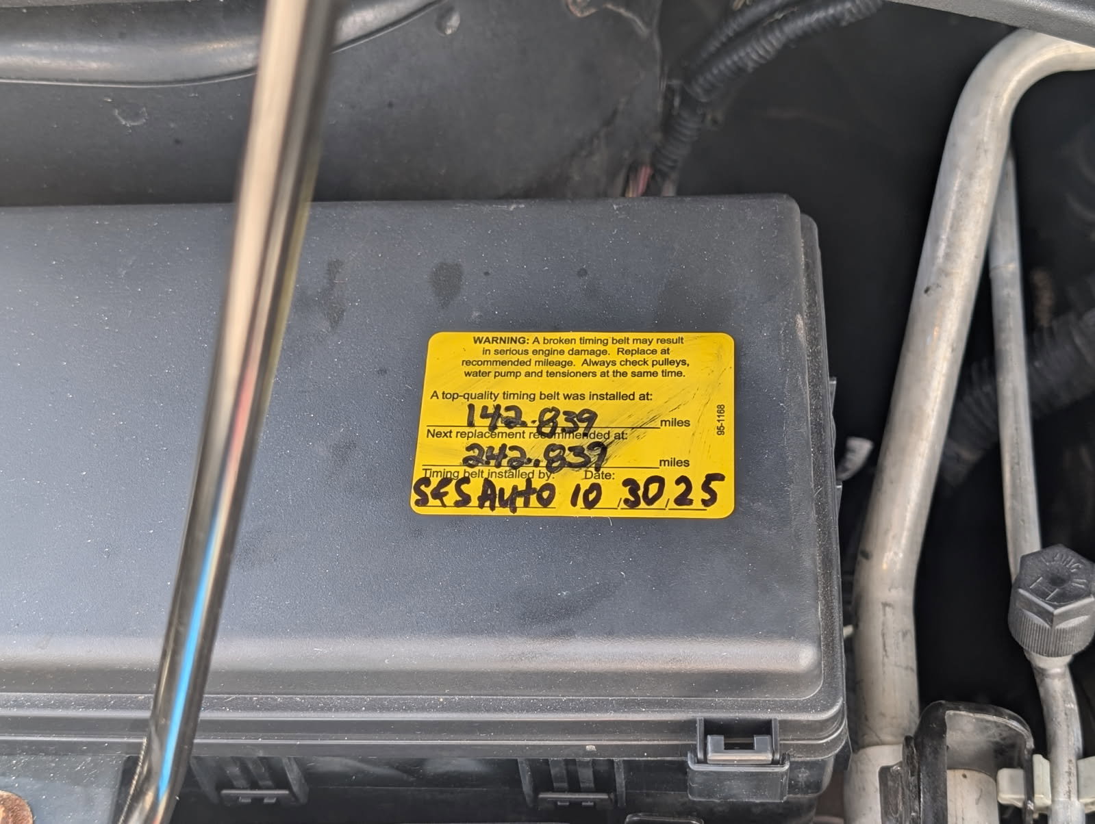 Used 2014 Honda Odyssey EX-L image 2