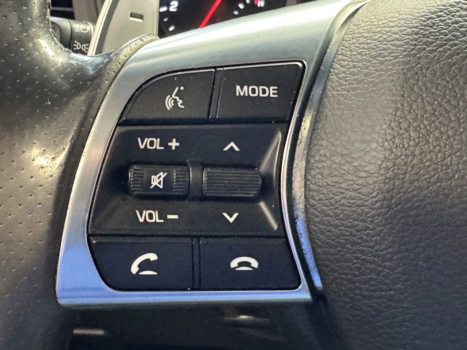 Used 2018 Hyundai Sonata Sport w/ Tech Package 05 FWD image 20