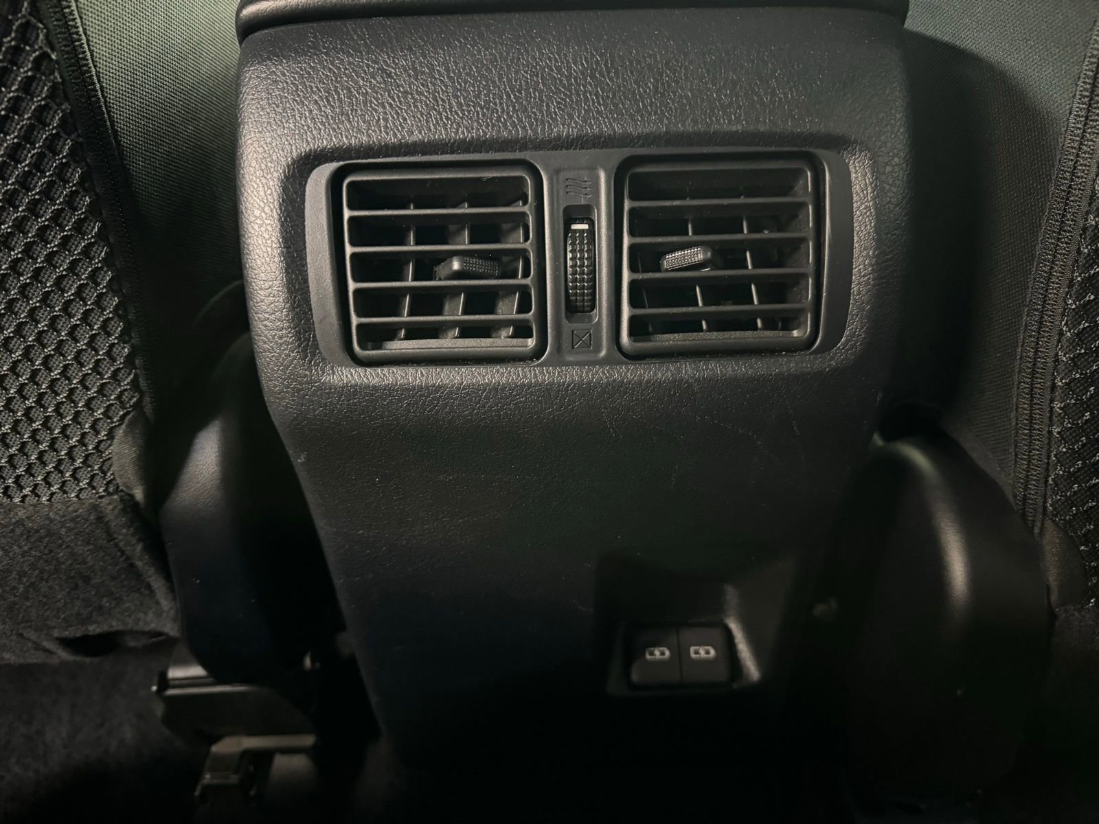 Used 2024 Toyota 4Runner SR5 image 29