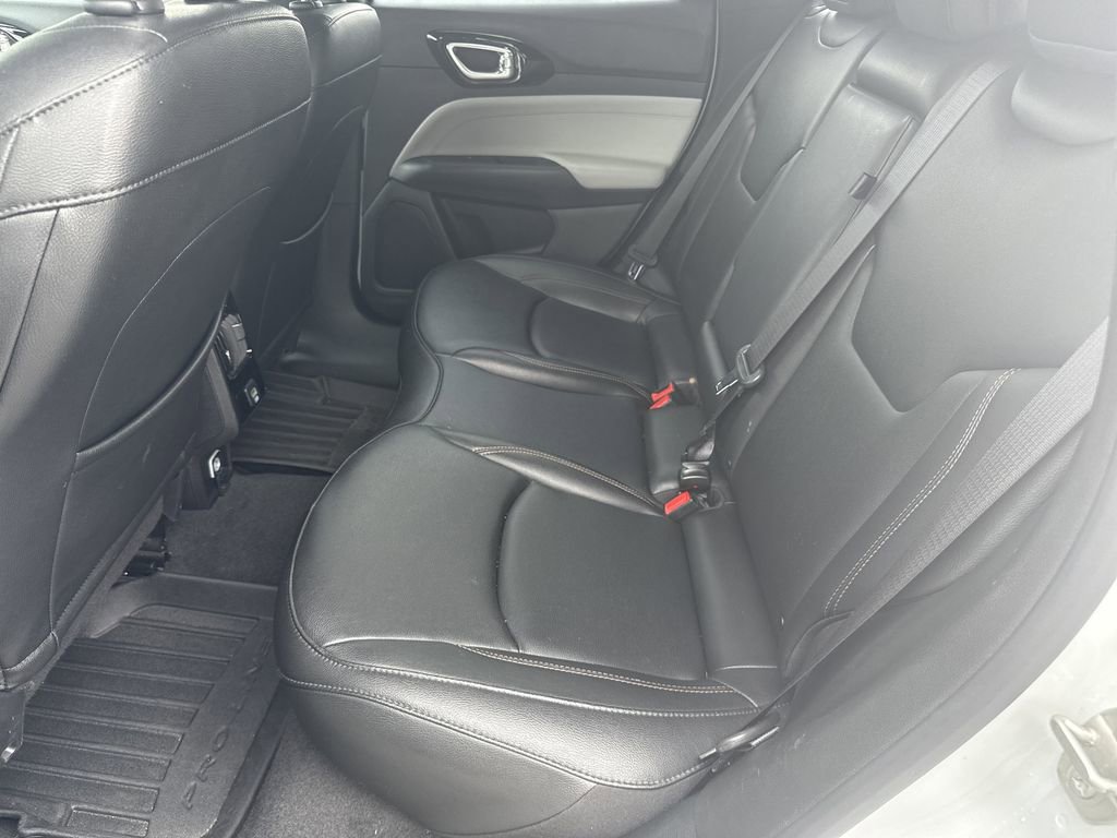 Used 2024 Jeep Compass Limited image 24