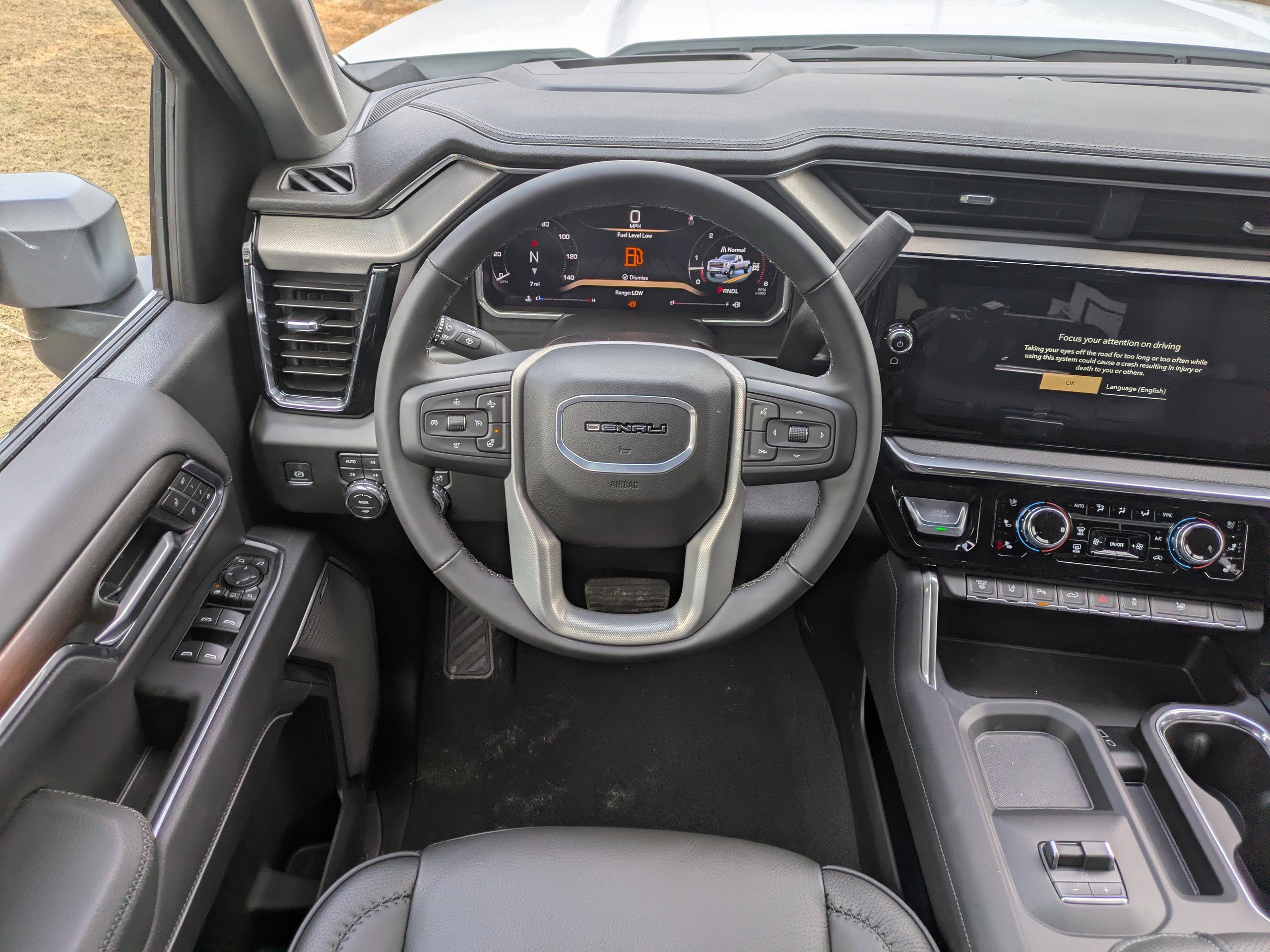 New 2026 GMC Sierra 3500 Denali w/ Denali Reserve Package image 15