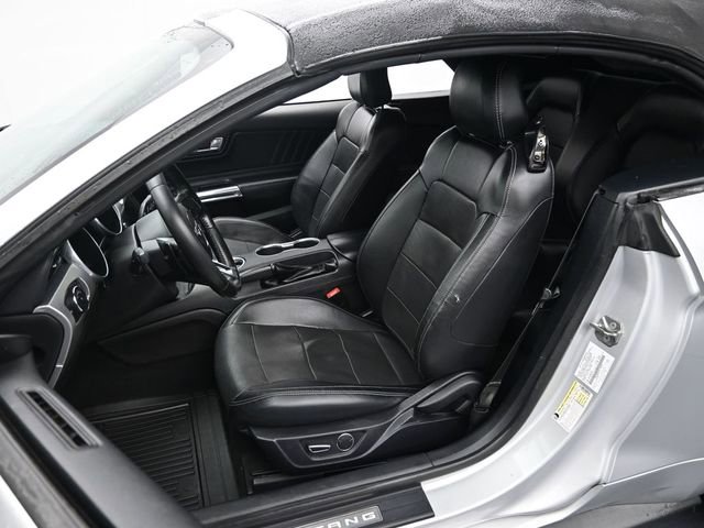 Used 2019 Ford Mustang Premium image 11