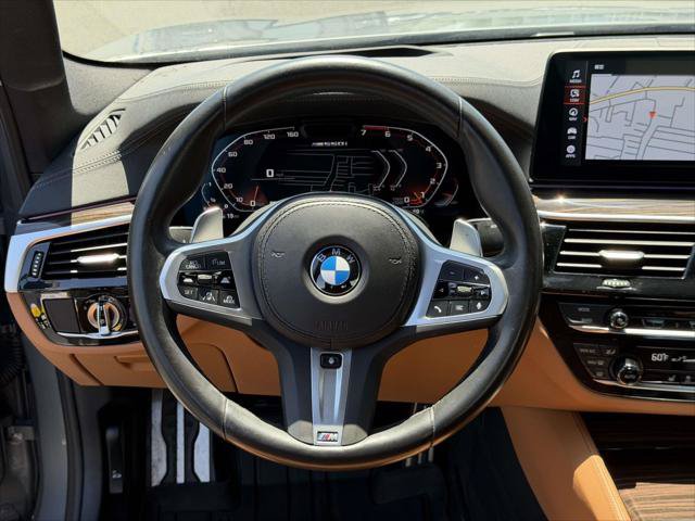 Used 2023 BMW M550i xDrive w/ Executive Package AWD/4WD image 17