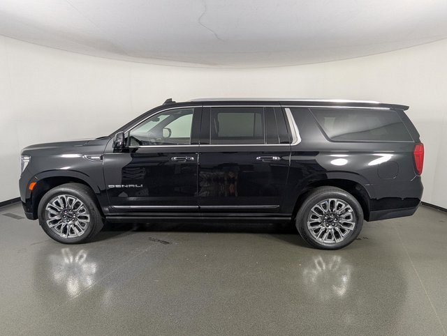 Used 2024 GMC Yukon XL Denali Ultimate image 5
