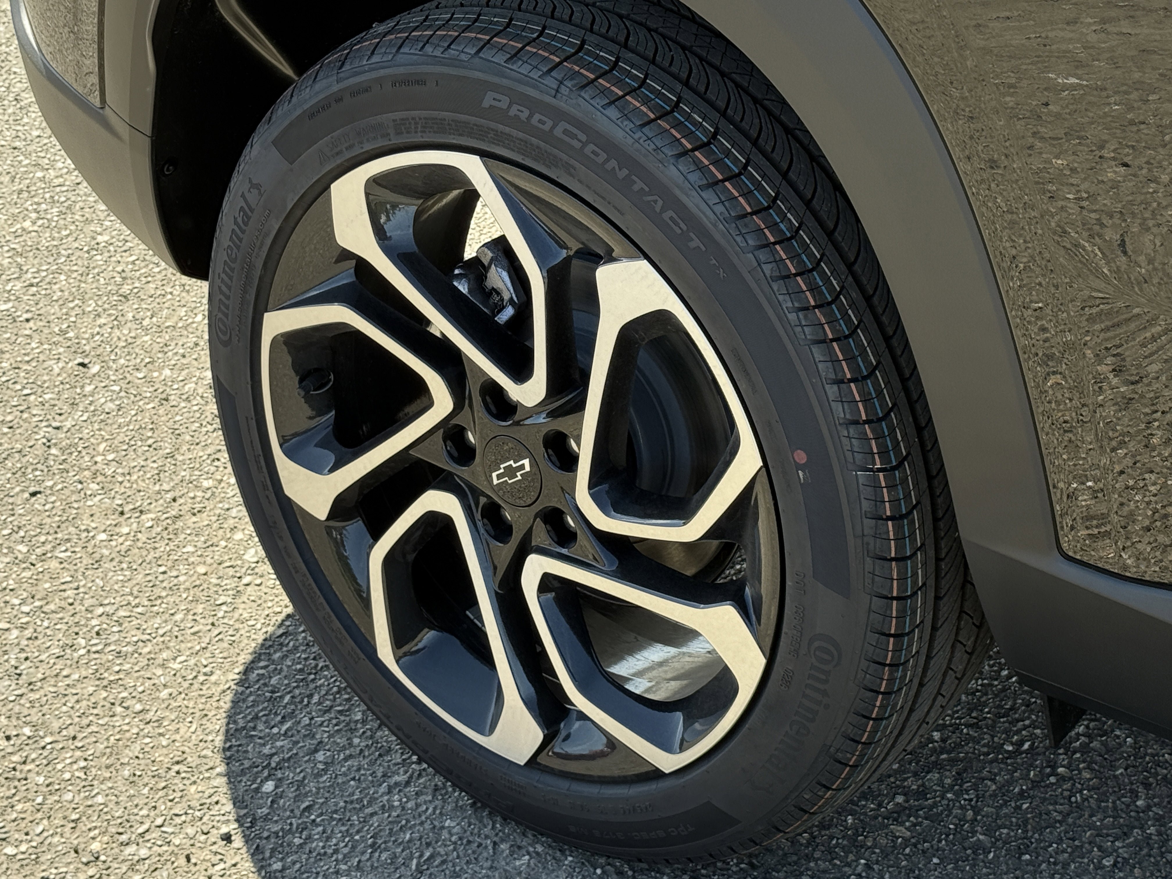 New 2026 Chevrolet Trax RS w/ Driver Confidence Package FWD image 28