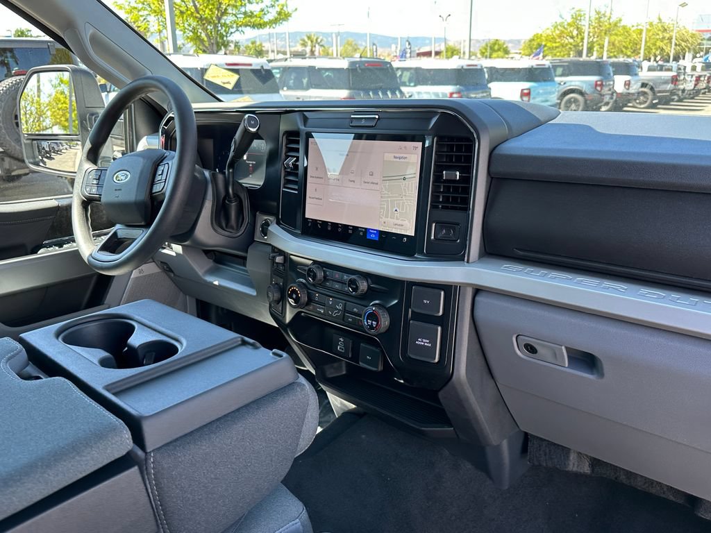New 2026 Ford F250 XLT w/ XLT Premium Package AWD/4WD image 16