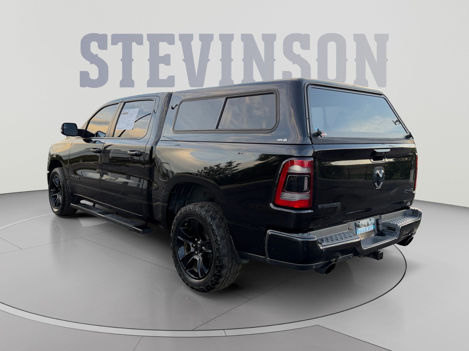Used 2020 RAM 1500 Big Horn AWD/4WD image 3