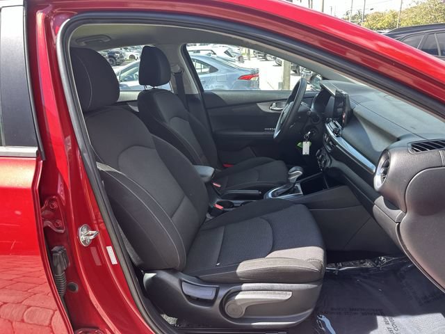 Used 2024 Kia Forte LXS FWD image 29