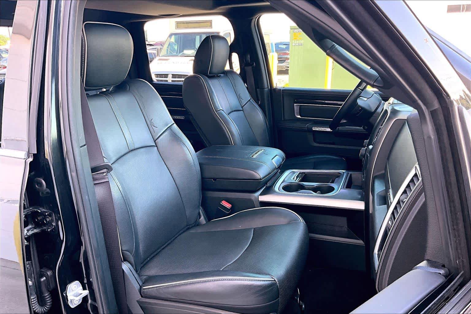 Used 2017 RAM 1500 Limited AWD/4WD image 9