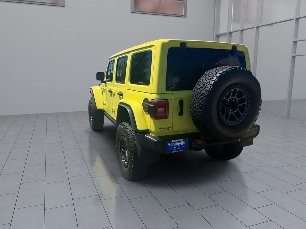 Used 2023 Jeep Wrangler Unlimited Rubicon w/ Xtreme Recon 35" Tire Package AWD/4WD image 4