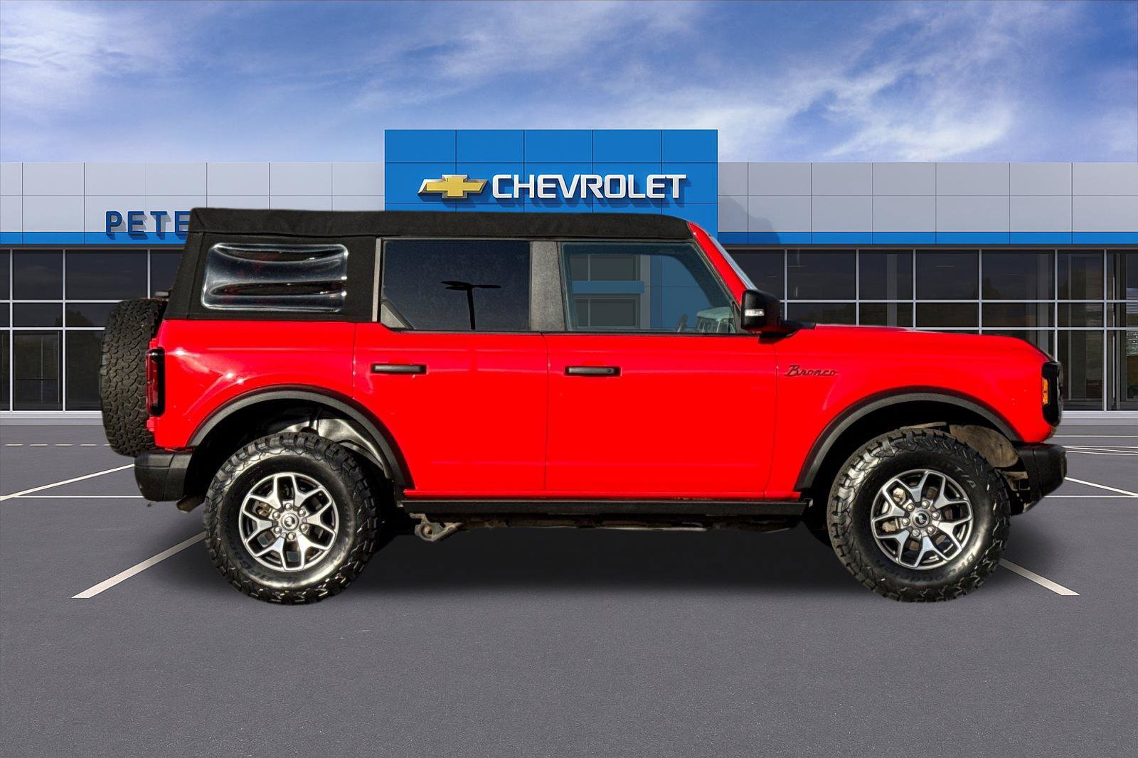 Used 2023 Ford Bronco Badlands AWD/4WD image 3
