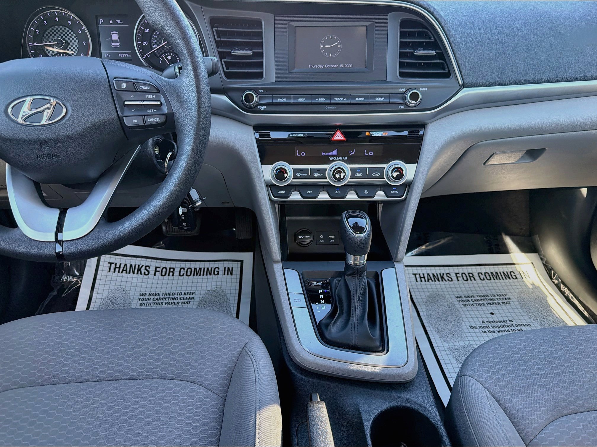 Used 2020 Hyundai Elantra SE FWD image 17