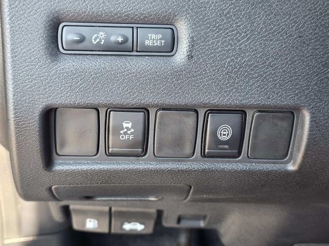 Used 2022 Nissan Murano SV FWD image 15