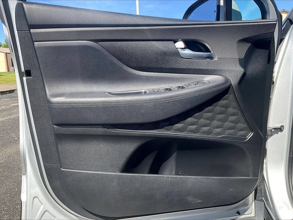 Used 2019 Hyundai Santa Fe SE FWD image 22