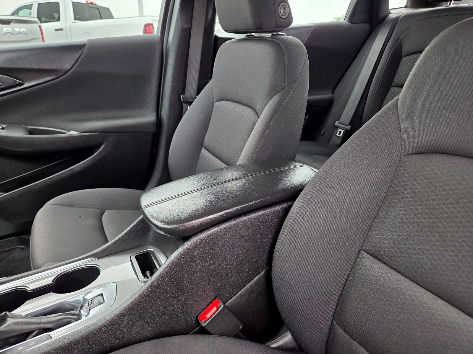 Used 2024 Chevrolet Malibu LT FWD image 29