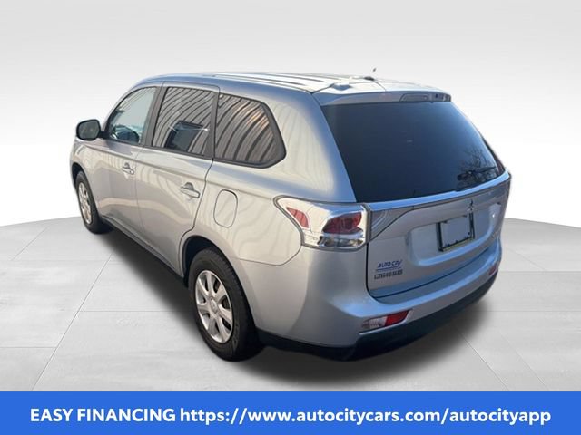 Used 2014 Mitsubishi Outlander ES FWD image 6