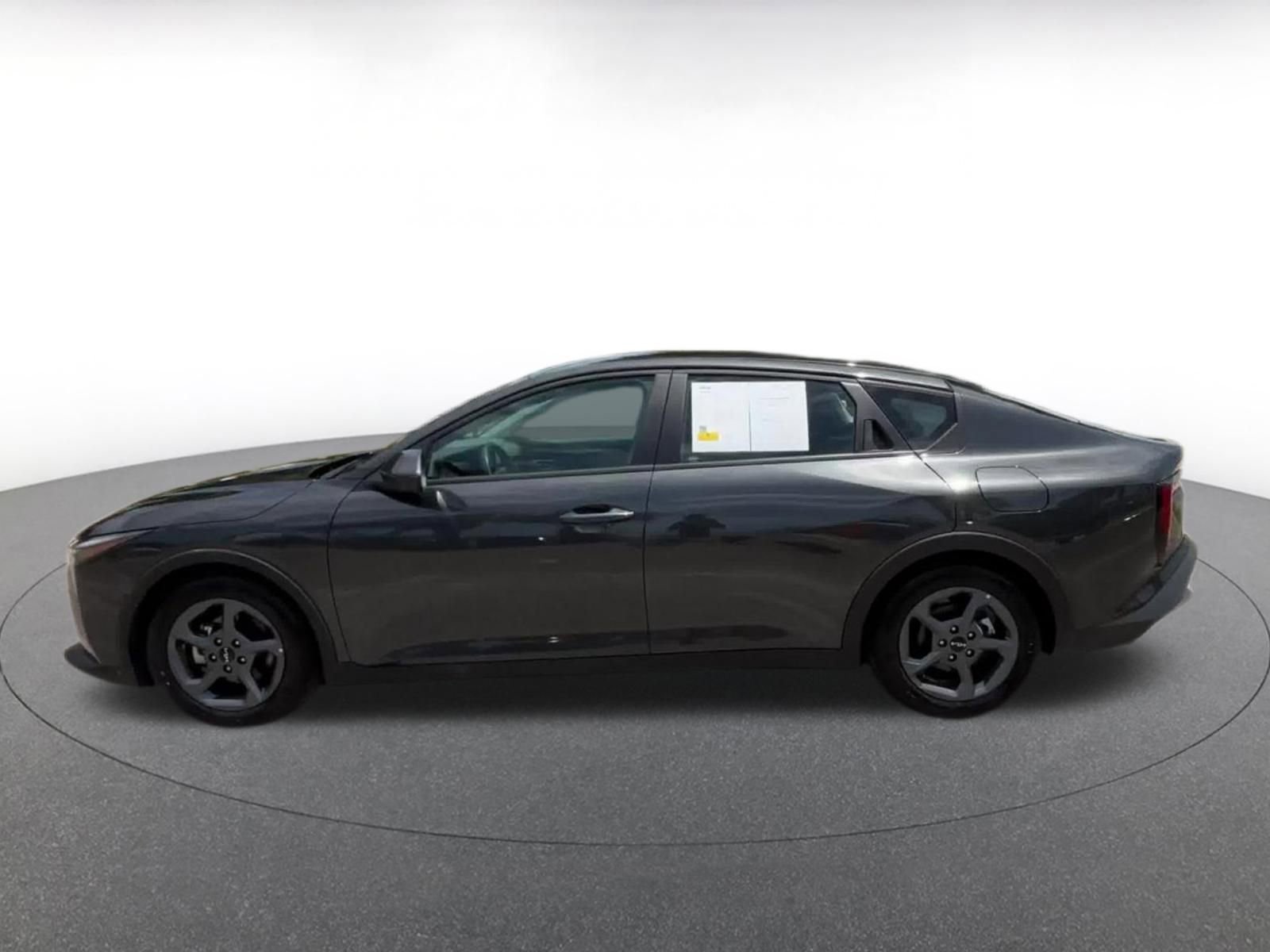 Used 2025 Kia K4 FWD image 9