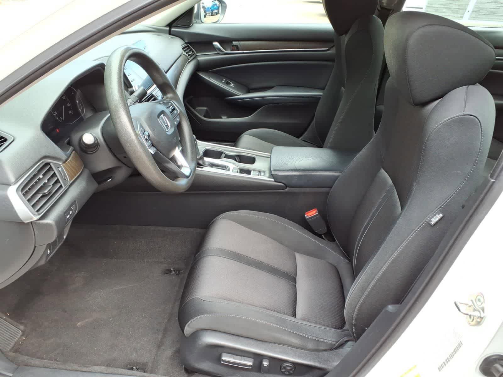 Used 2018 Honda Accord EX image 13