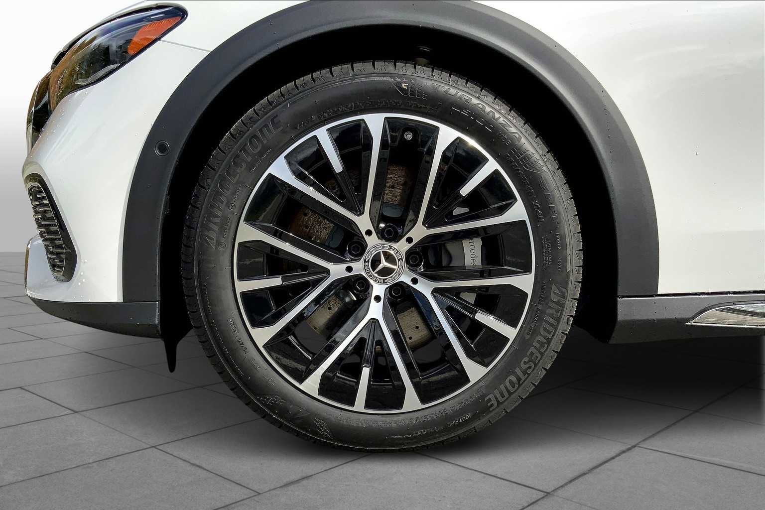 New 2026 Mercedes-Benz E 450 4MATIC All-Terrain Wagon image 15