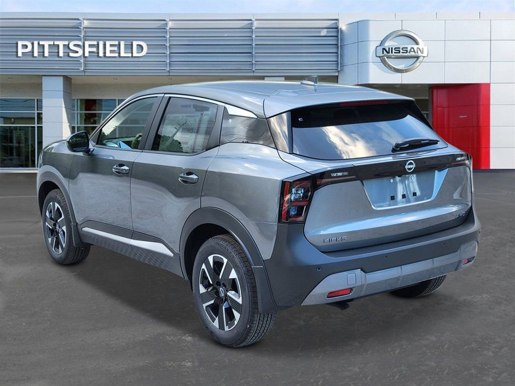 New 2025 Nissan Kicks SV w/ Charging Package image 7