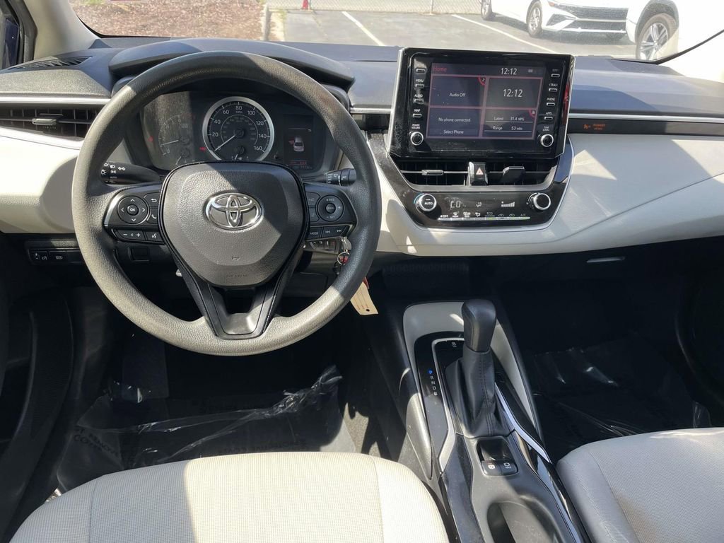 Used 2020 Toyota Corolla LE image 22