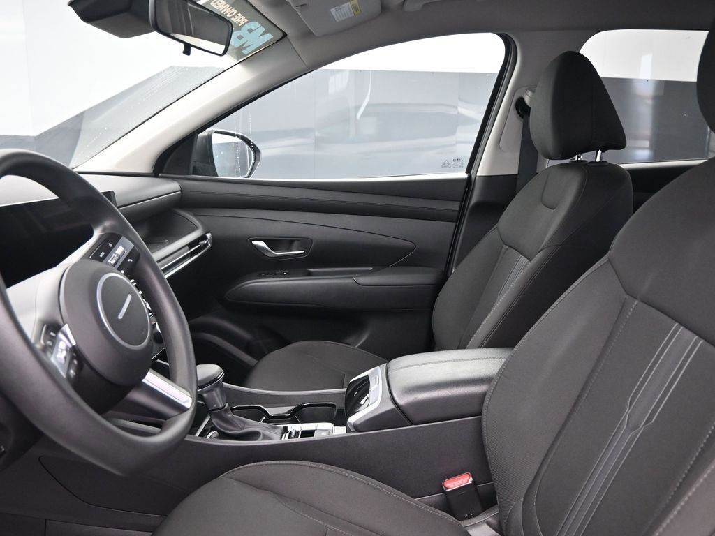 Used 2025 Hyundai Tucson SEL FWD image 24