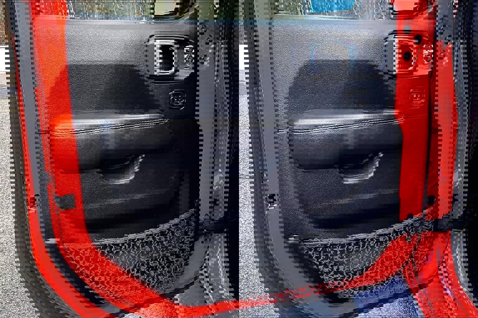 Used 2018 Jeep Wrangler Unlimited Sahara image 22