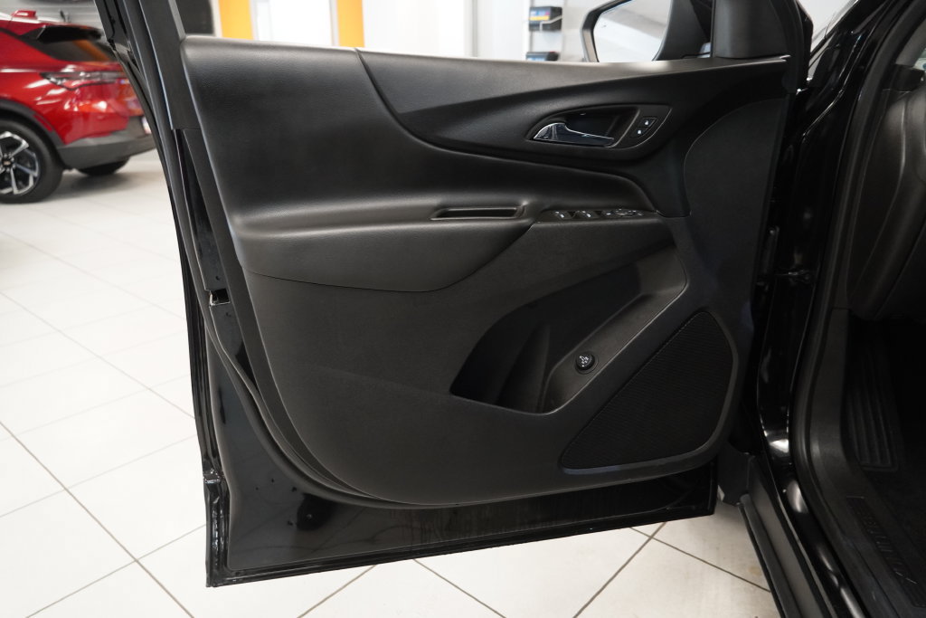 Used 2022 Chevrolet Equinox LT FWD image 6