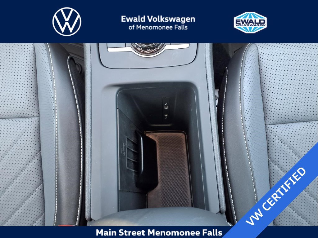 Used 2026 Volkswagen Tiguan SE AWD/4WD image 13