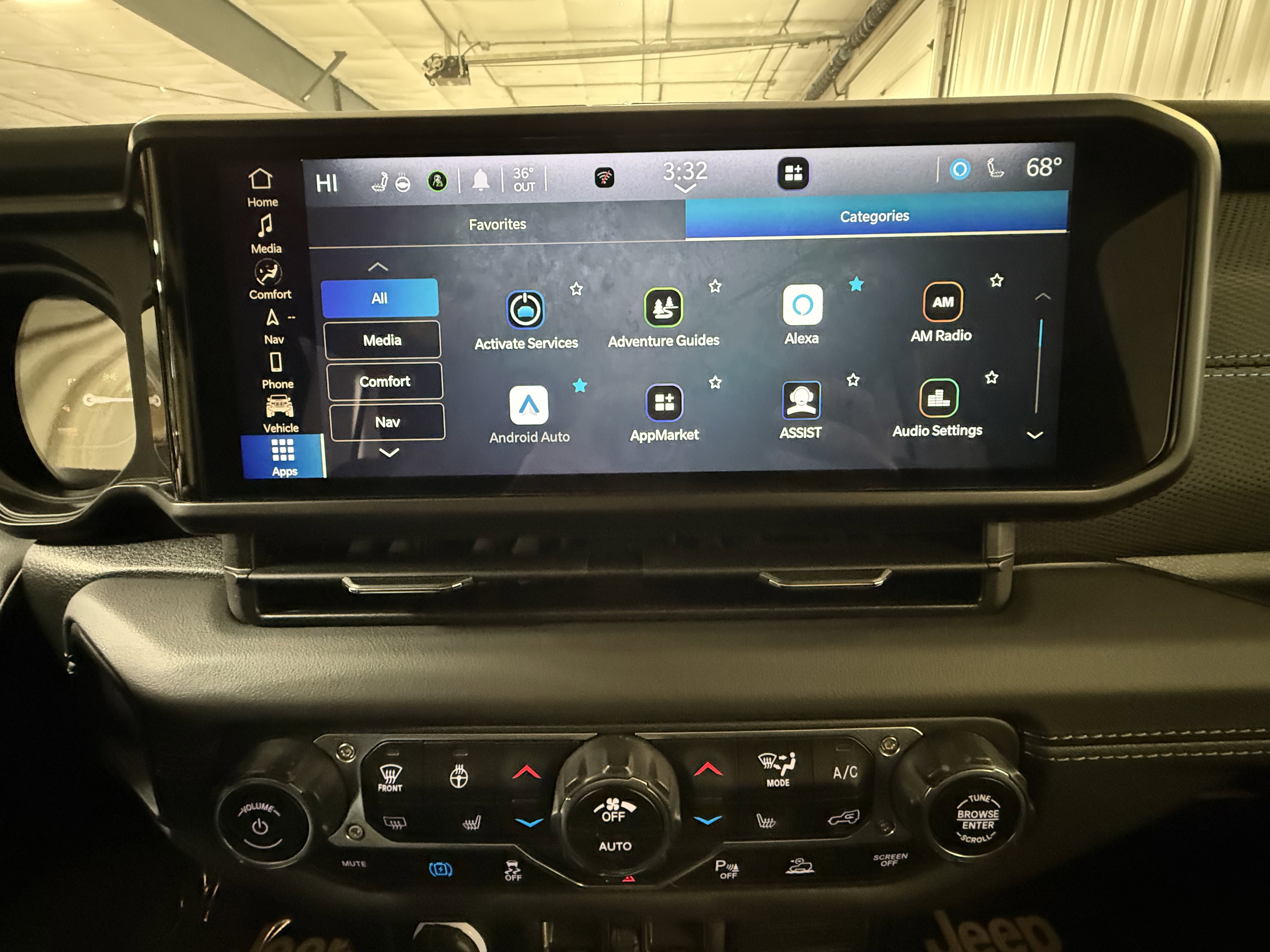 Used 2024 Jeep Wrangler Unlimited Rubicon 4xe w/ Technology Group image 39