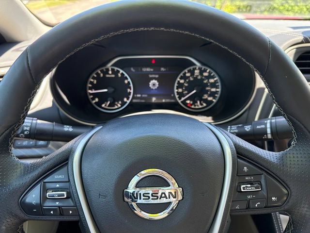 Used 2016 Nissan Maxima Platinum FWD image 12