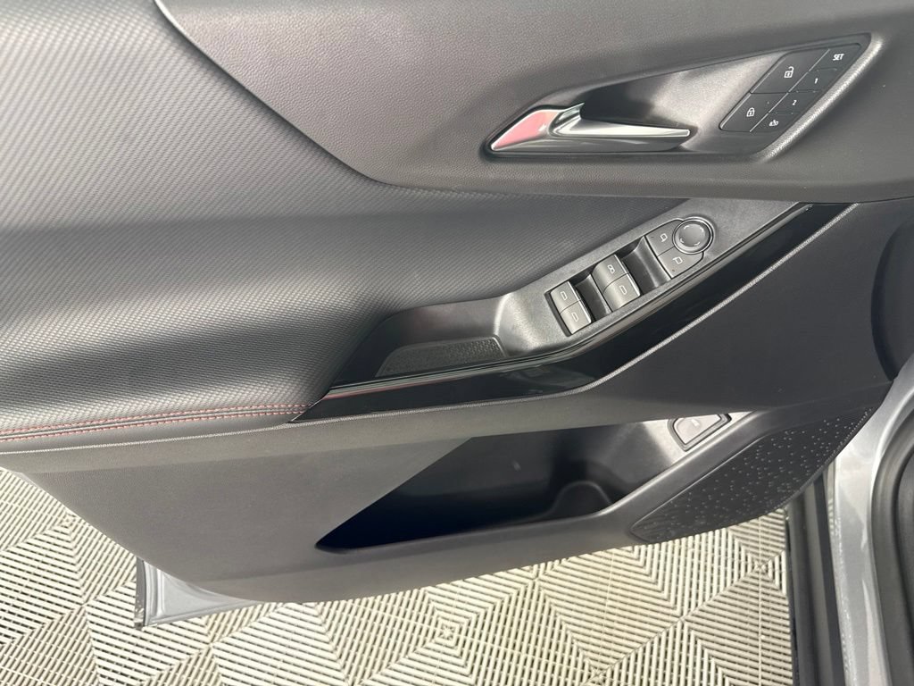 New 2027 Chevrolet Equinox RS w/ Safety and Technology Package FWD image 11