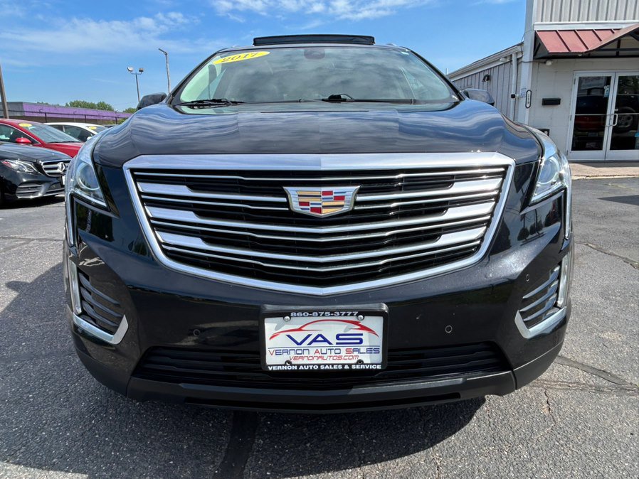 Used 2017 Cadillac XT5 Luxury w/ Driver Awareness Package AWD/4WD image 2