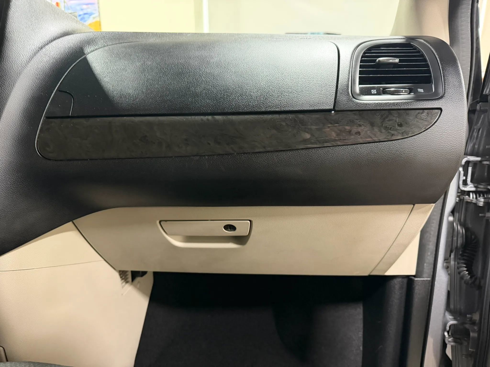 Used 2019 Dodge Grand Caravan SE image 30