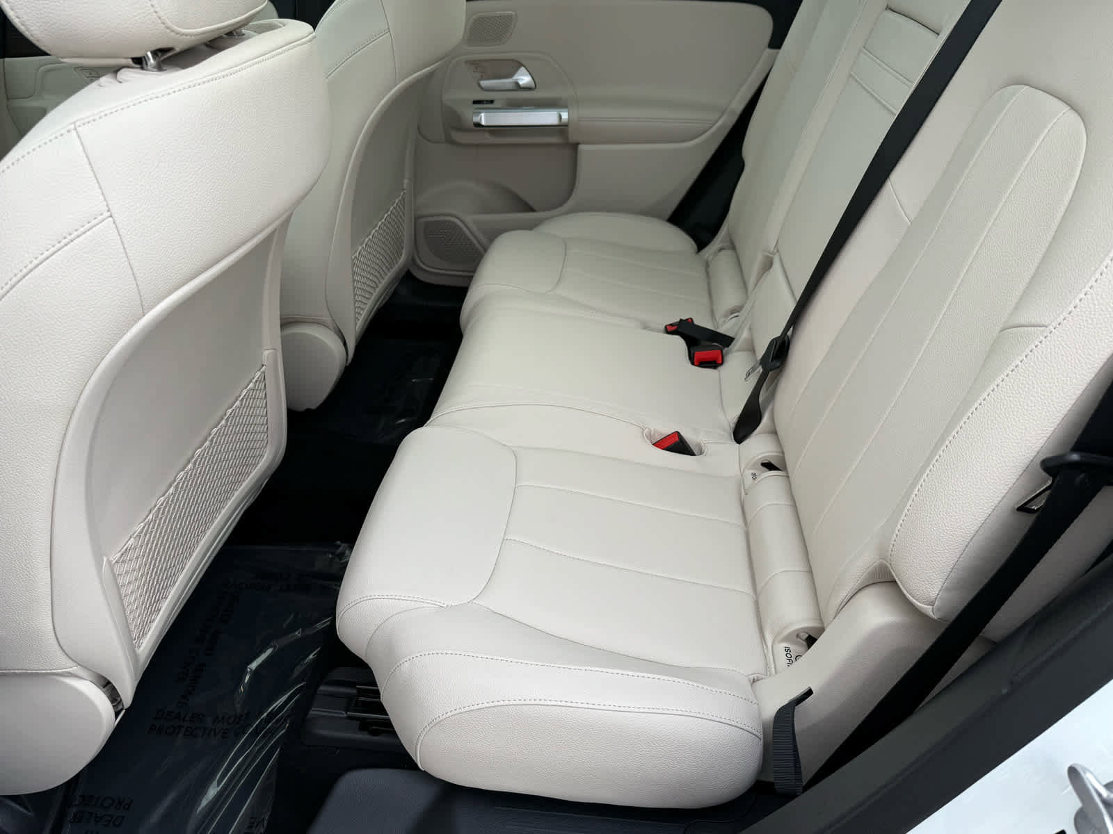 New 2026 Mercedes-Benz GLB 250 4MATIC image 11