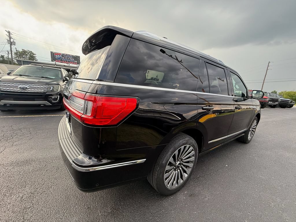 Used 2020 Lincoln Navigator Reserve w/ Luxury Package AWD/4WD image 3