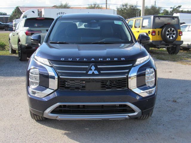 New 2026 Mitsubishi Outlander SE image 6
