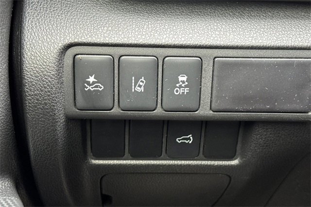 Used 2024 Mitsubishi Eclipse Cross SE image 39