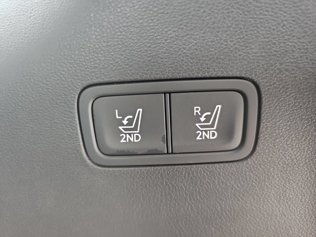 Used 2024 Hyundai Santa Fe SEL AWD/4WD image 41