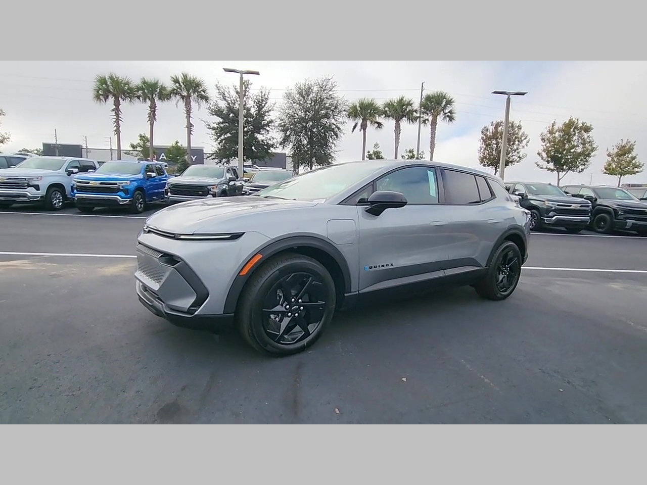 New 2026 Chevrolet Equinox EV LT image 15