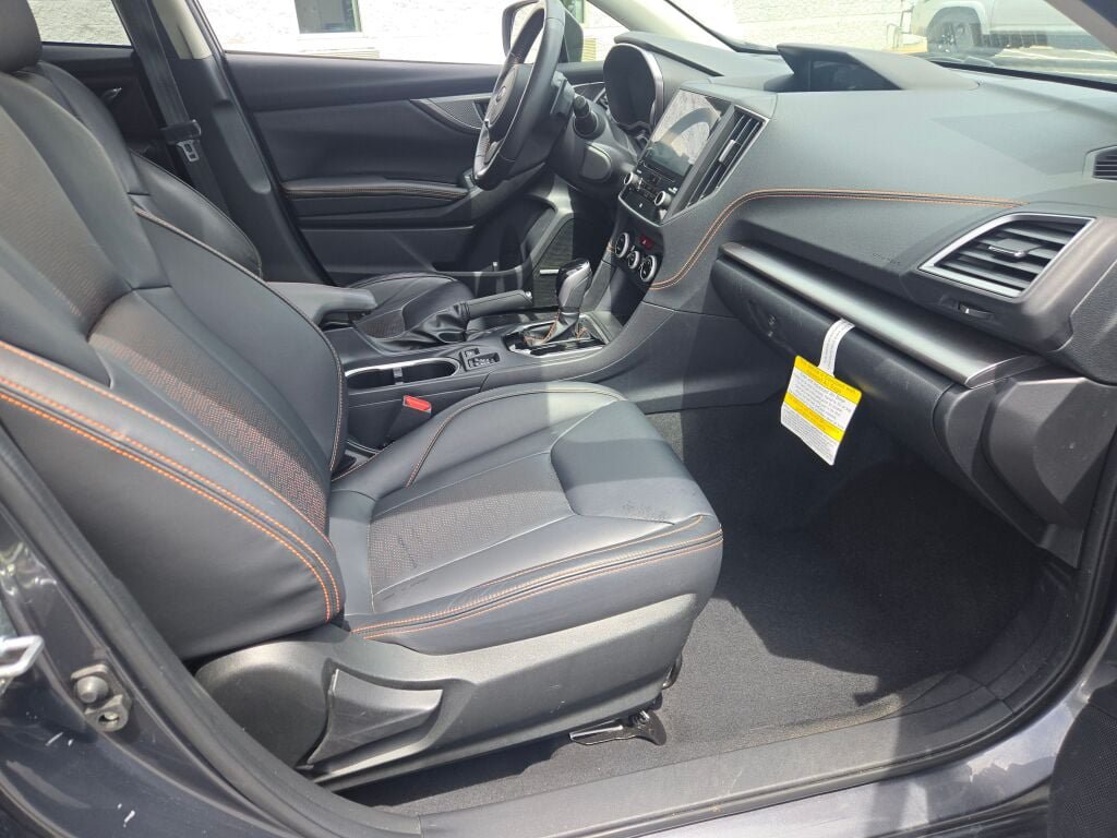 Used 2023 Subaru Crosstrek 2.5i Limited AWD/4WD image 6