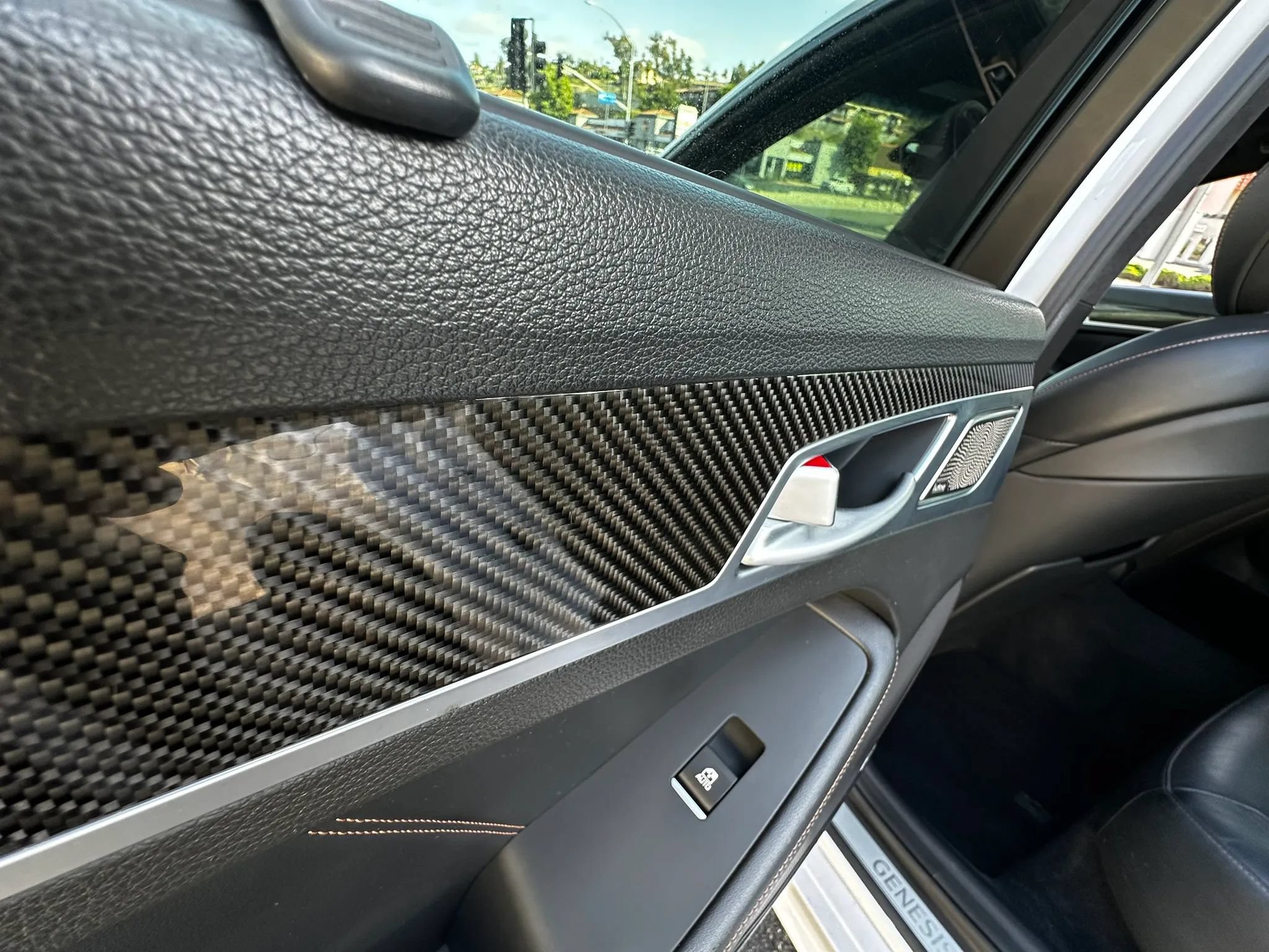 Used 2018 Genesis G80 3.3T Sport RWD image 42