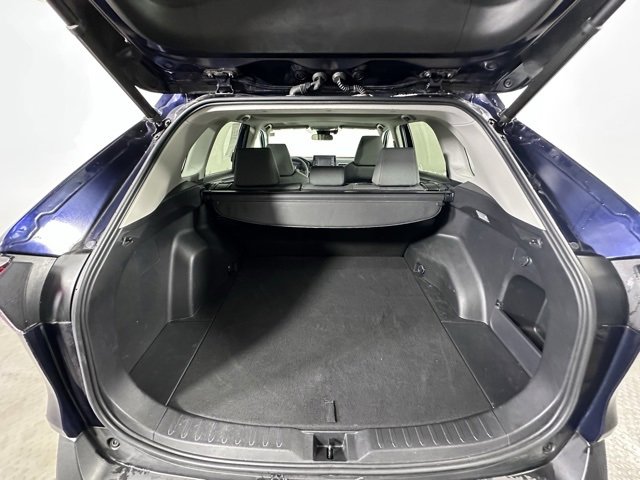 Used 2021 Toyota RAV4 XLE image 13