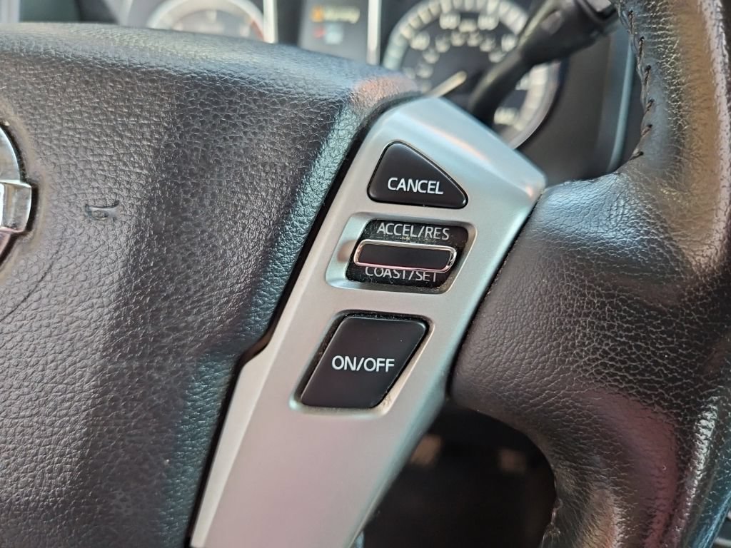 Used 2016 Nissan Titan SL AWD/4WD image 12