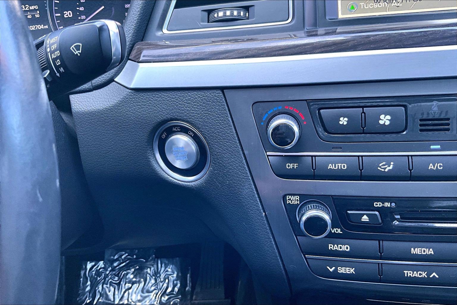 Used 2017 Genesis G80 3.8 image 22