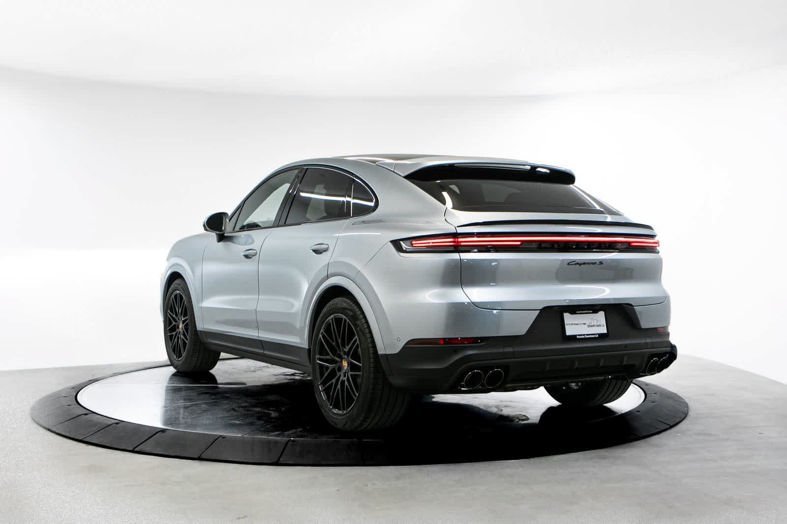 New 2026 Porsche Cayenne S AWD/4WD image 3