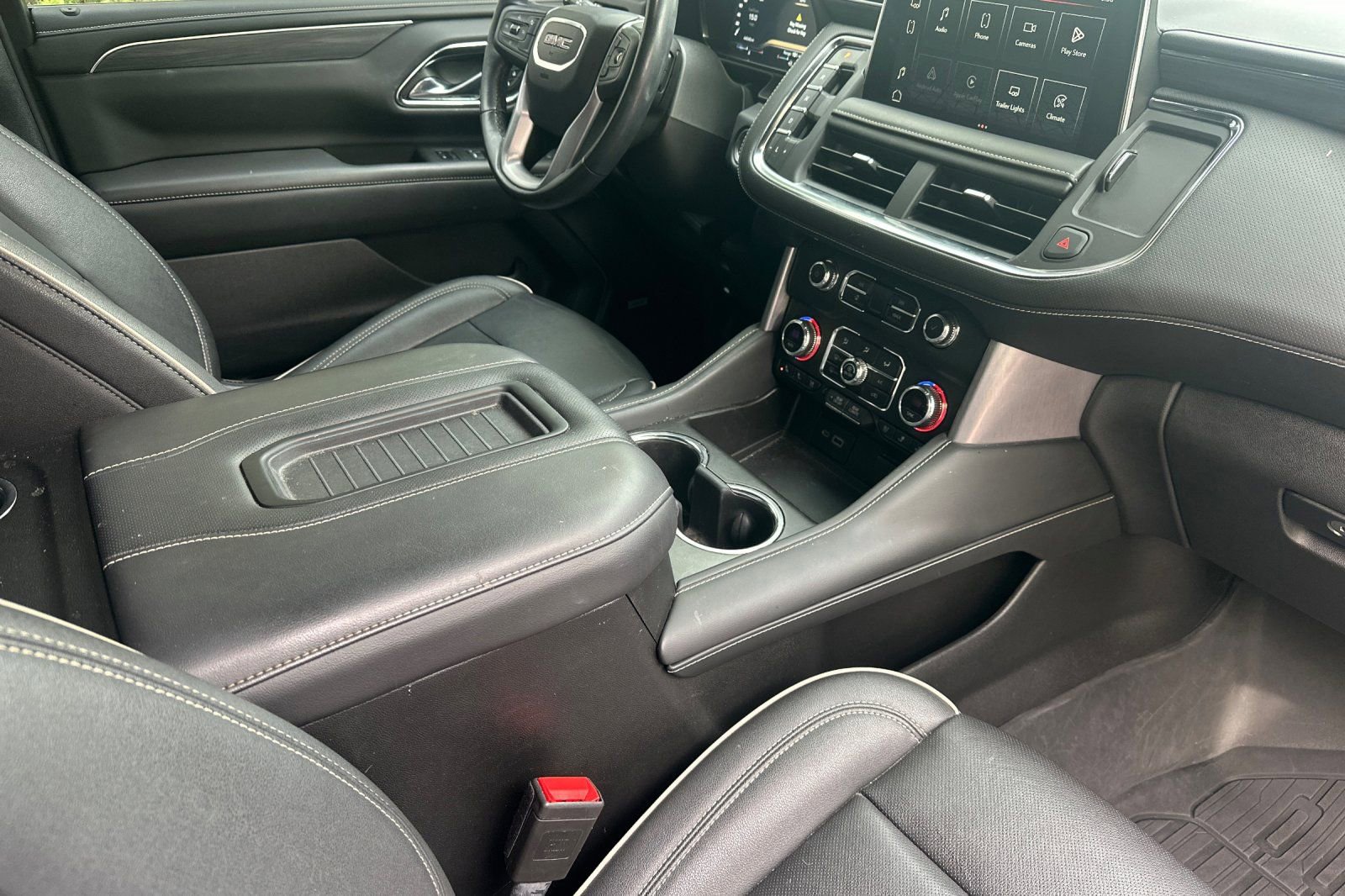 Used 2023 GMC Yukon SLT image 20