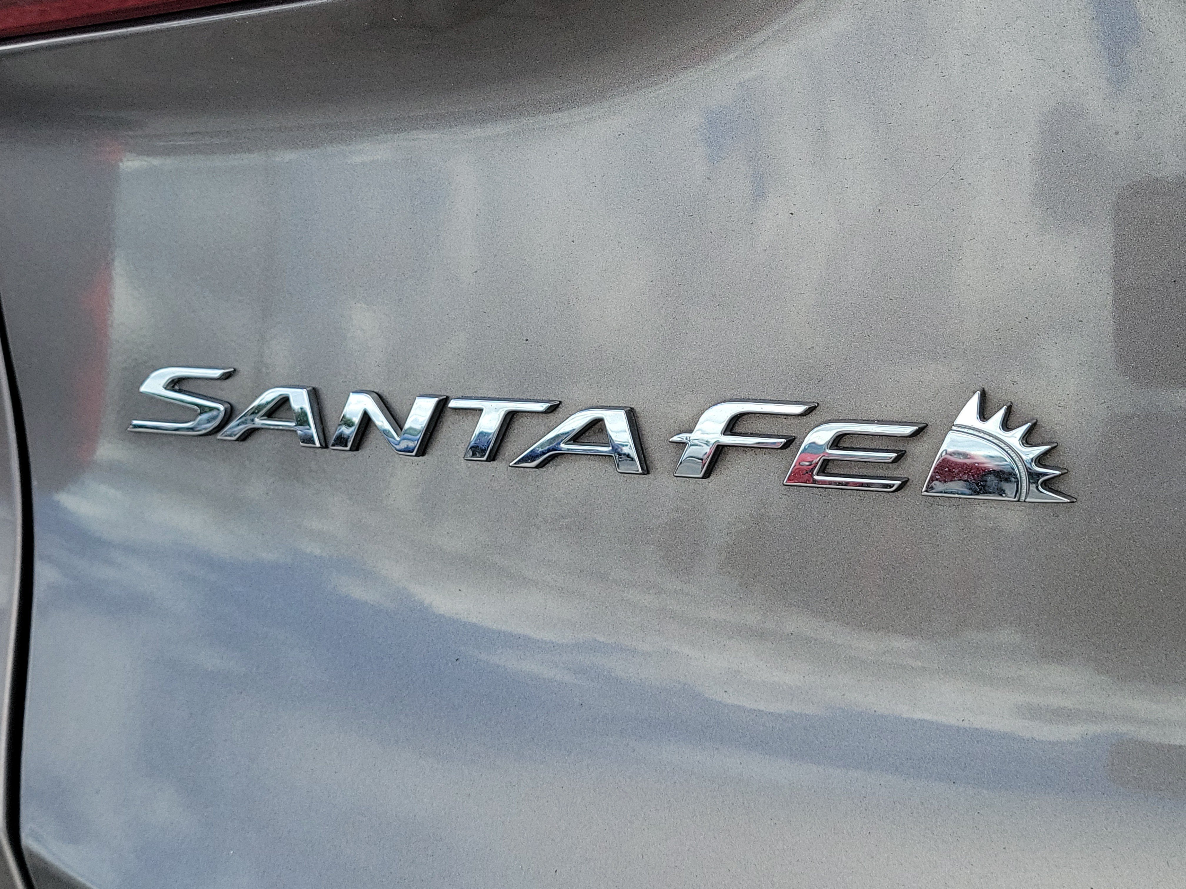Used 2019 Hyundai Santa Fe FWD image 10