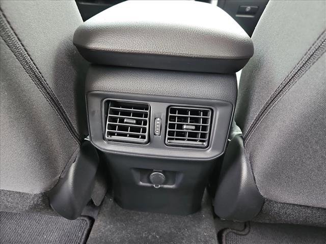 Used 2025 Toyota RAV4 LE AWD/4WD image 17